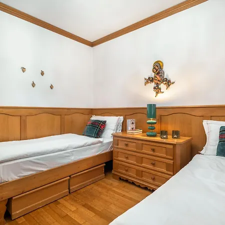 Cianderies Cozy R&r דירה קורטינה ד'אמפזו